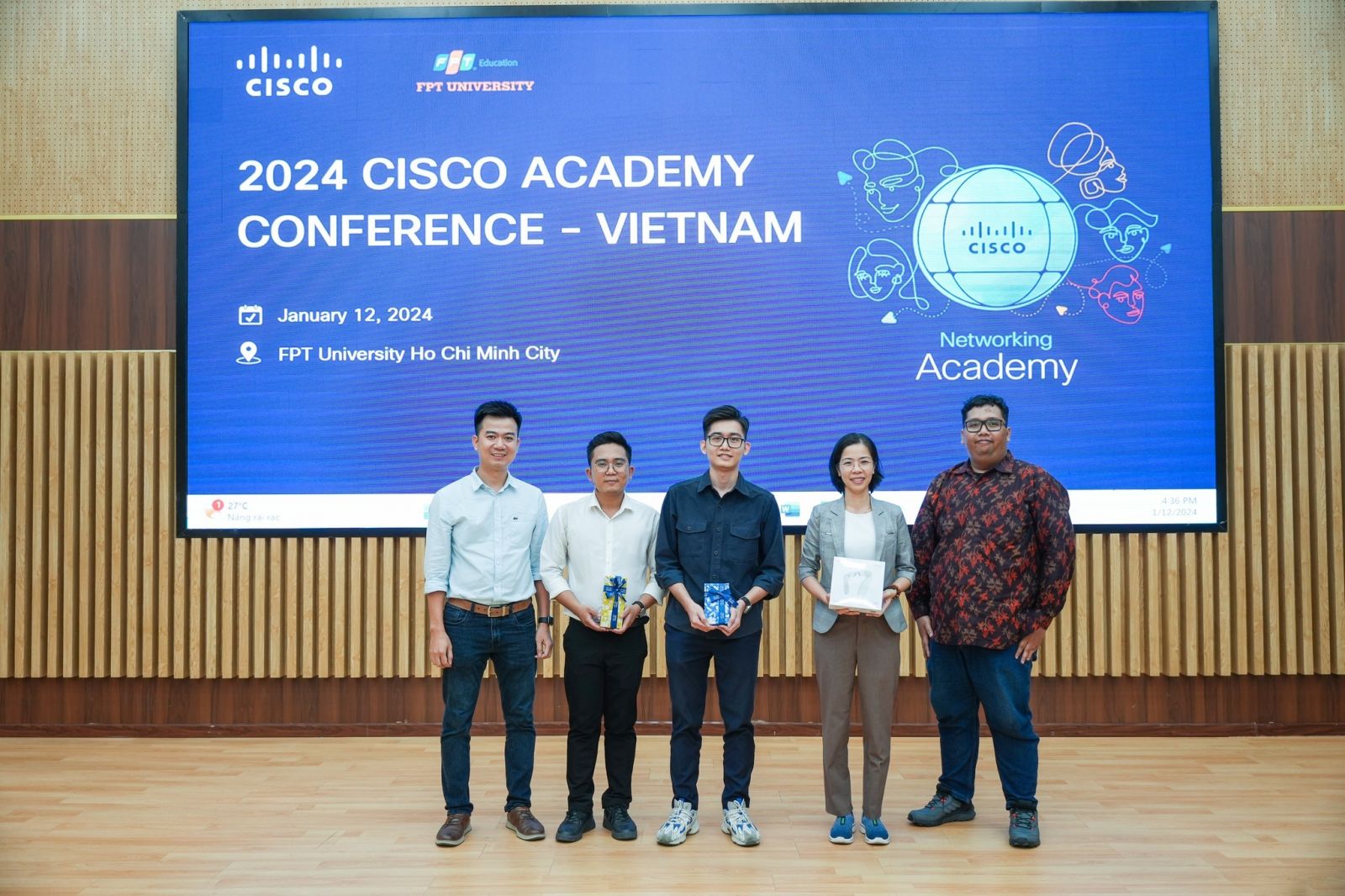 Trưởng bộ môn mạng và Hệ thống của BKACAD nhận giải thưởng Cisco